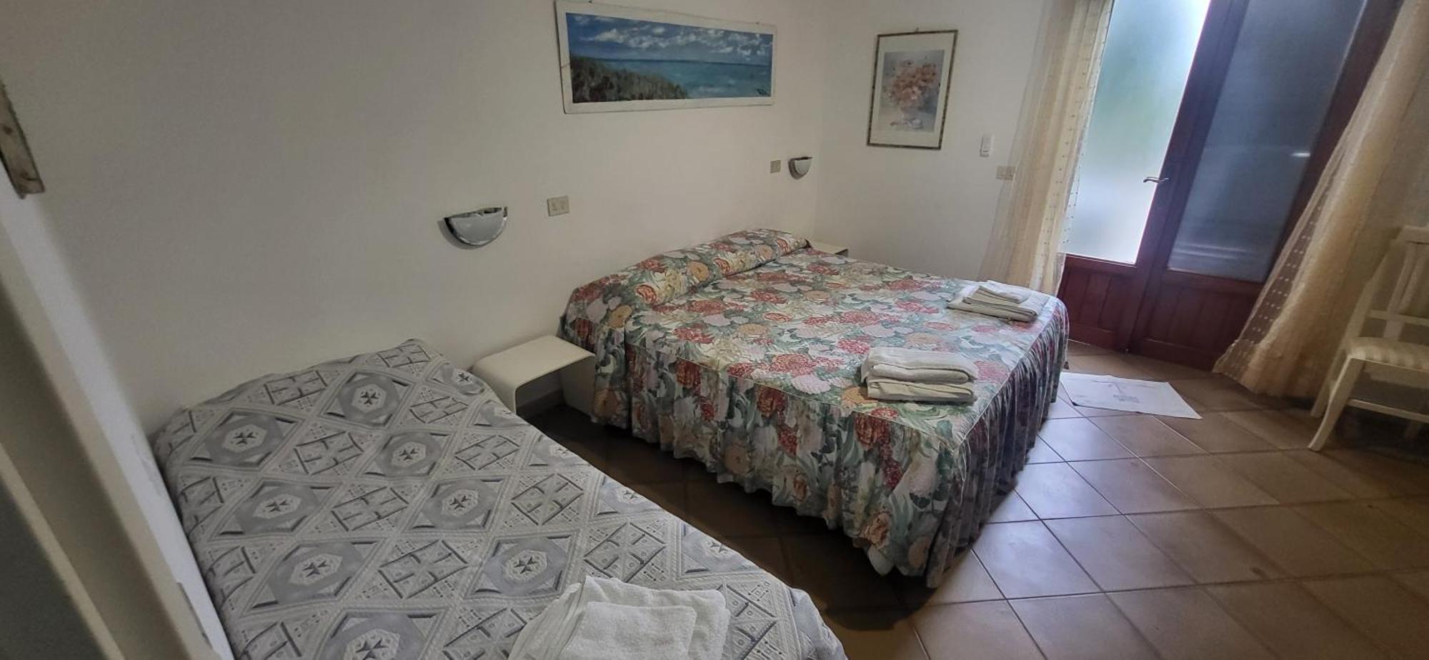 Hotel Dory Albinia Bagian luar foto